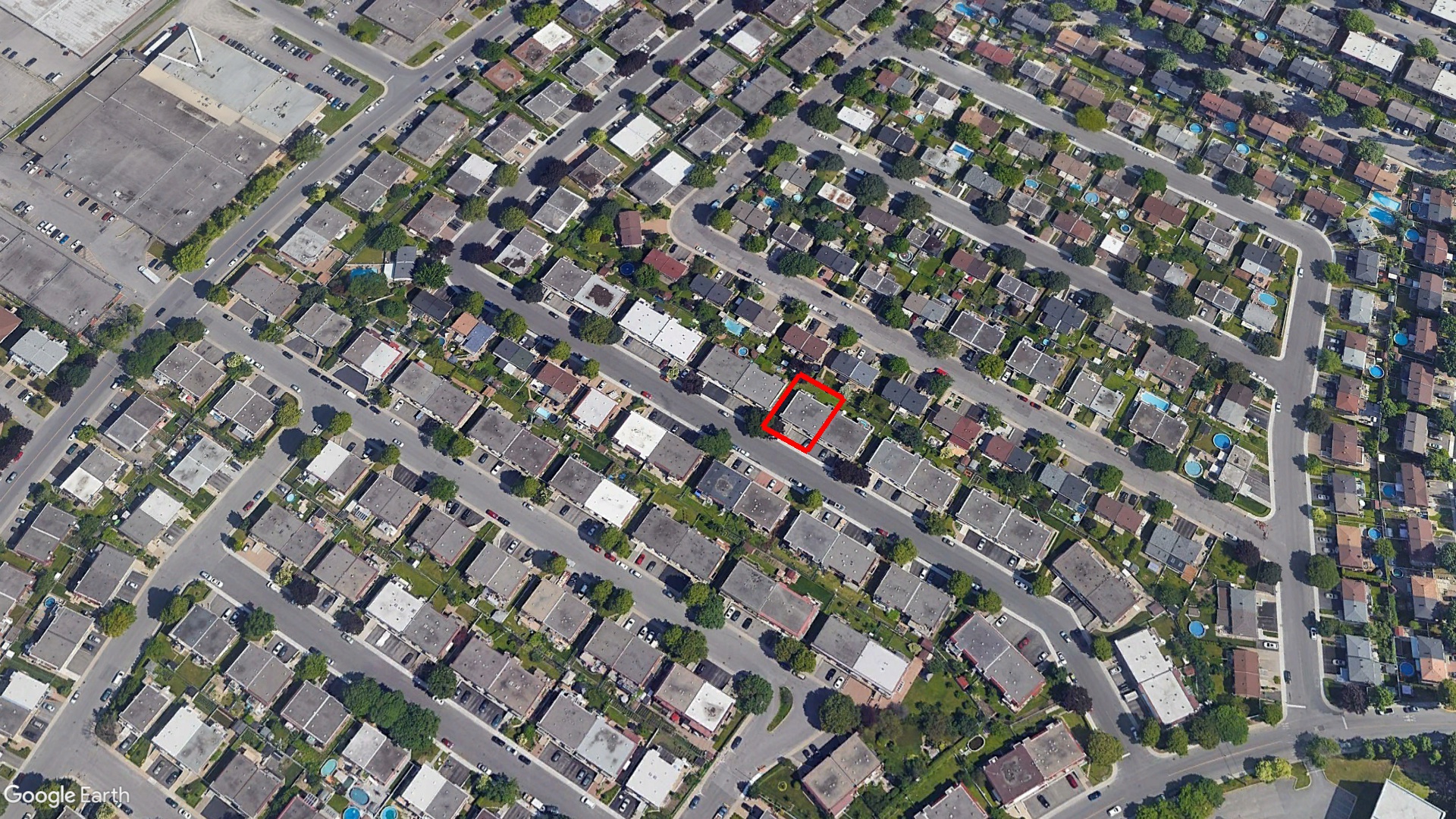 Tax Sale Montreal, Quebec - 020956-80