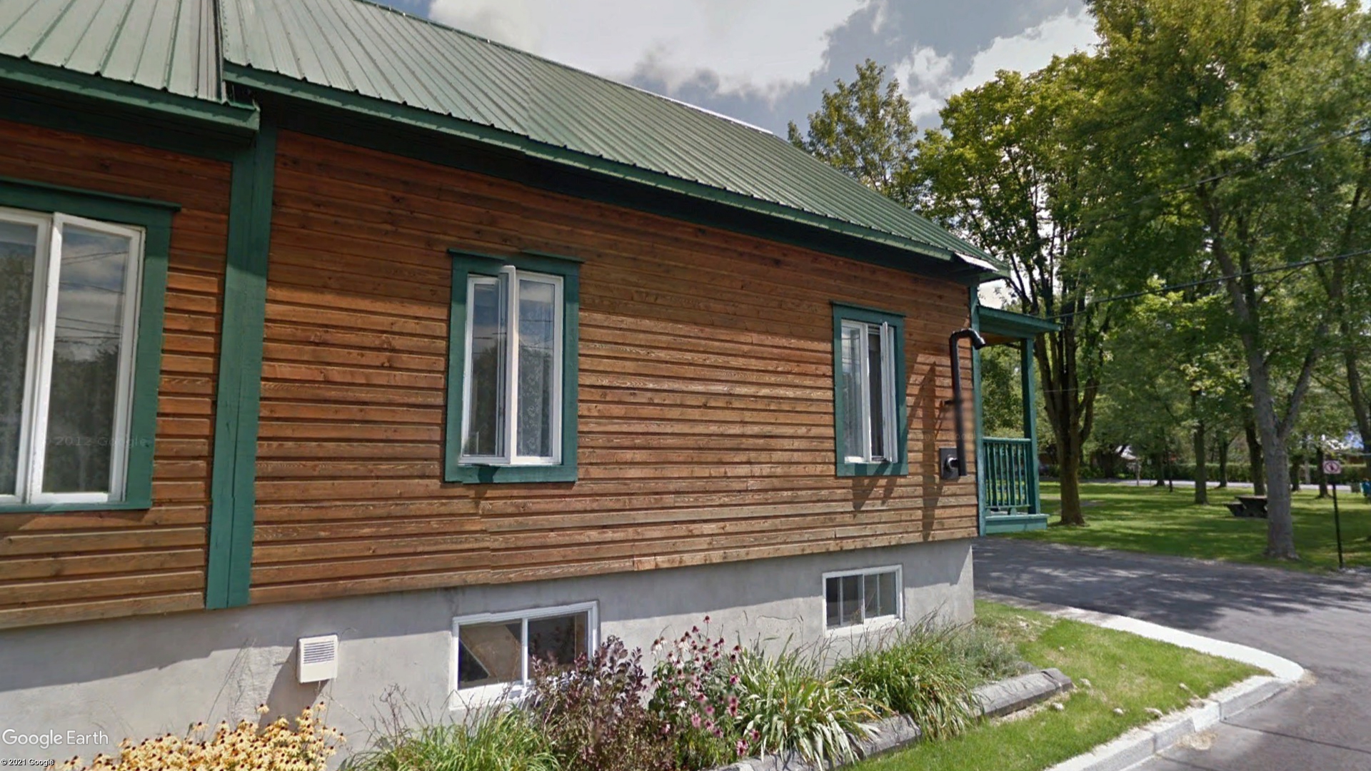 Tax Sale Massueville, Quebec - 4985-08-8539