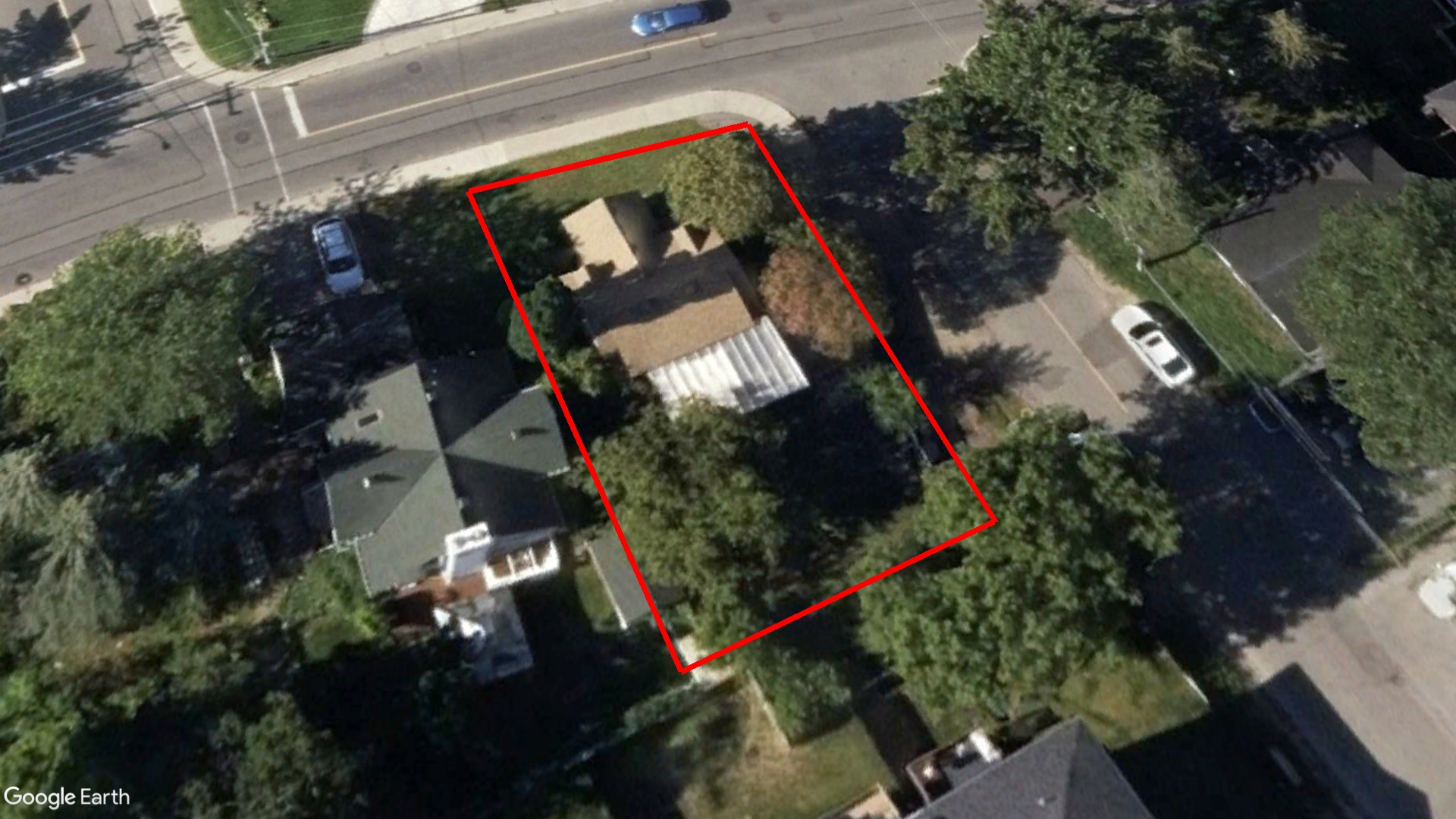 Tax Sale Montreal, Quebec - 040047-43