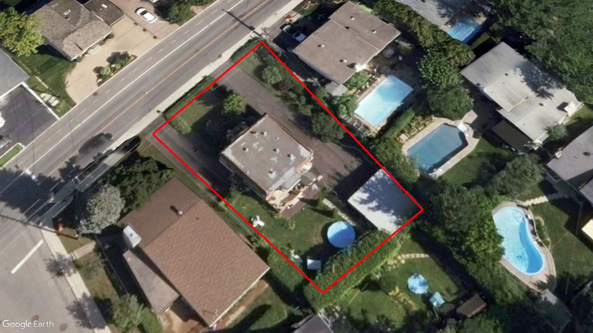 Tax Sale Montreal, Quebec - 020830-06 