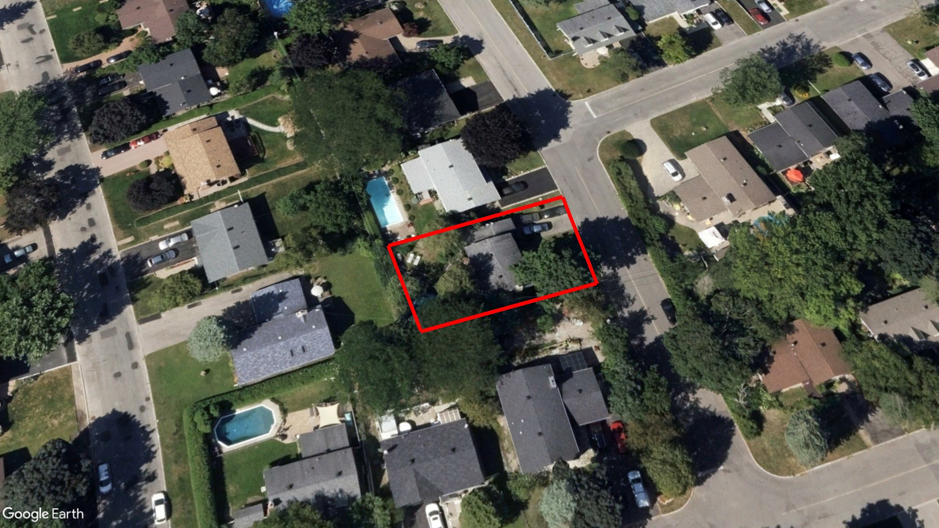 Tax Sale Montreal, Quebec - 040096-46