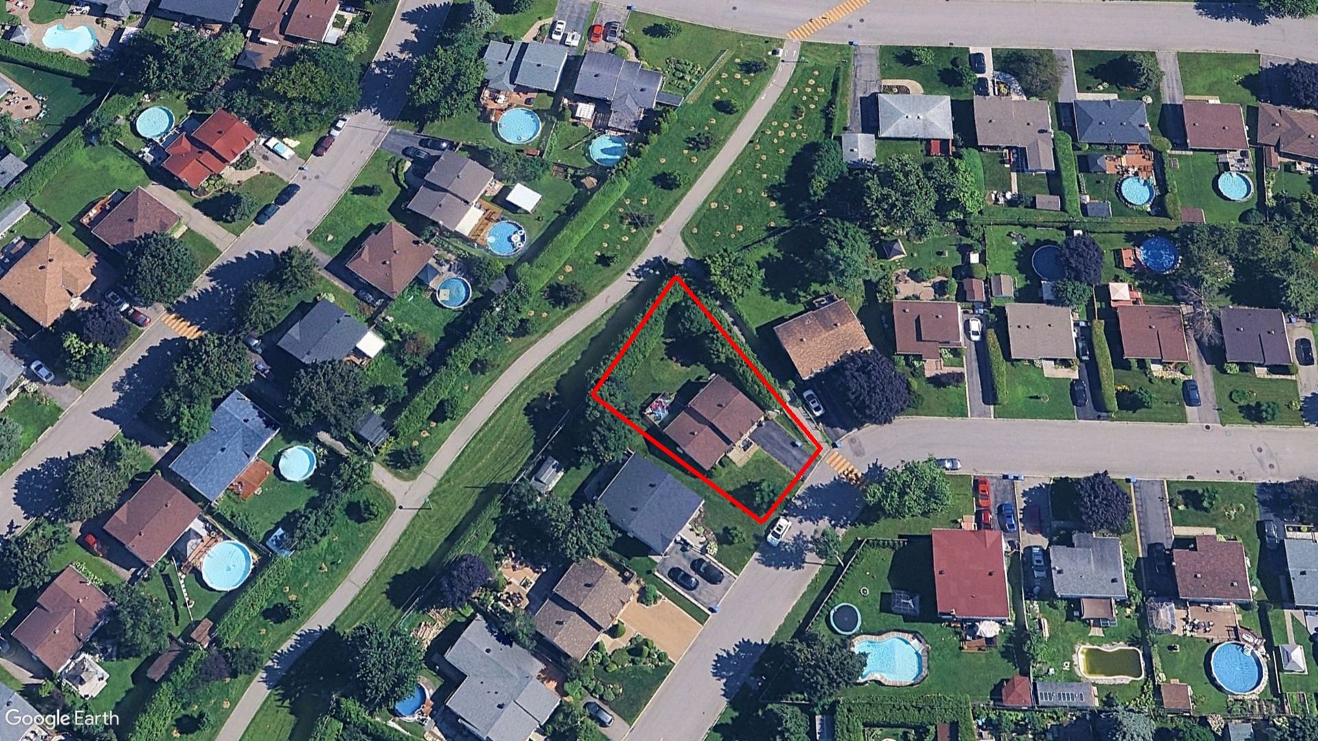 Tax Sale Vaudreuil-Dorion, Quebec - 6131-40-6486