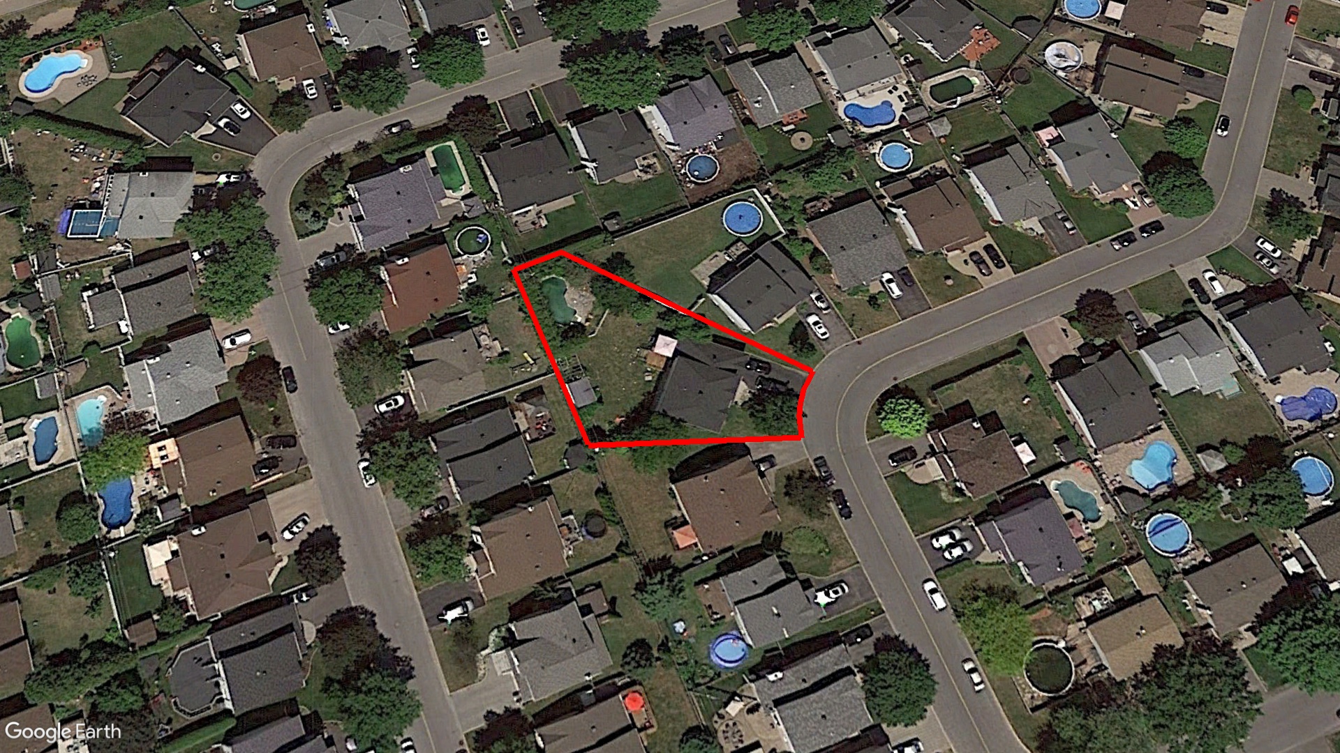 Tax Sale Montreal, Quebec - 041296-31