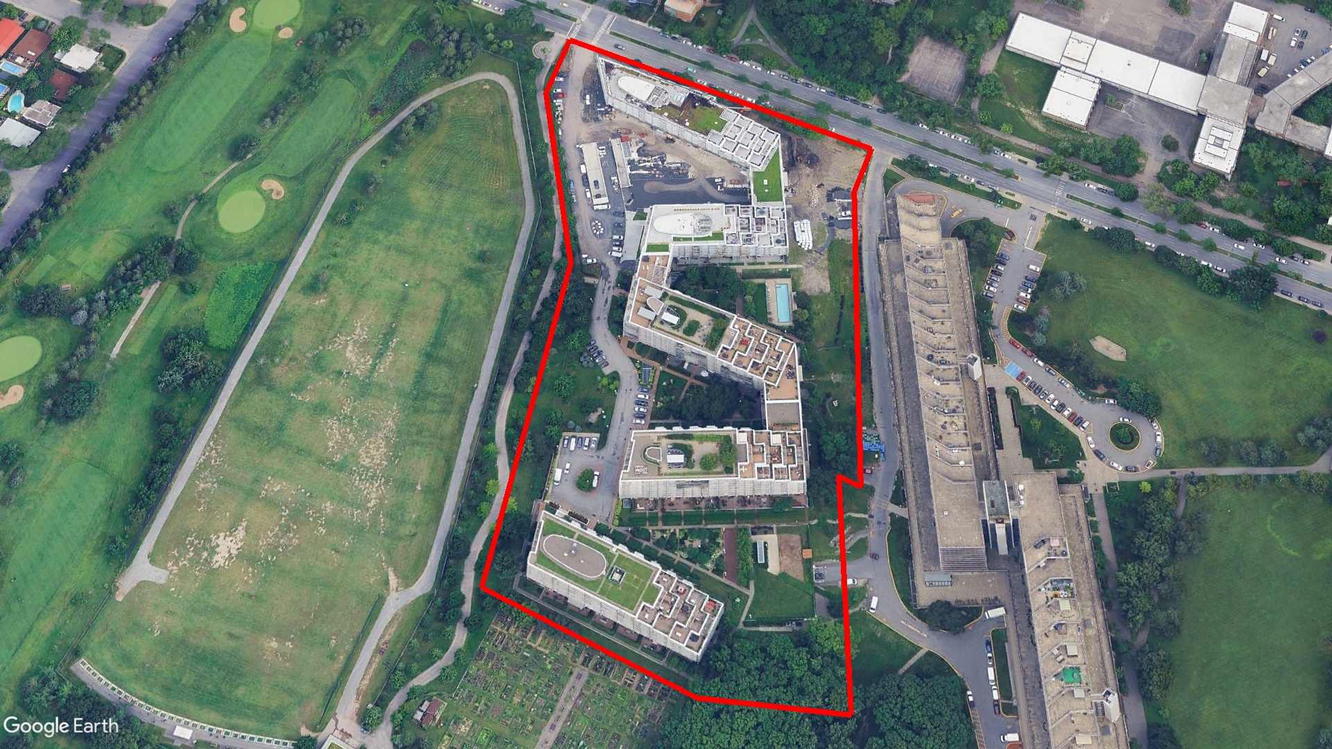 Tax Sale Montreal, Quebec - 390012-13