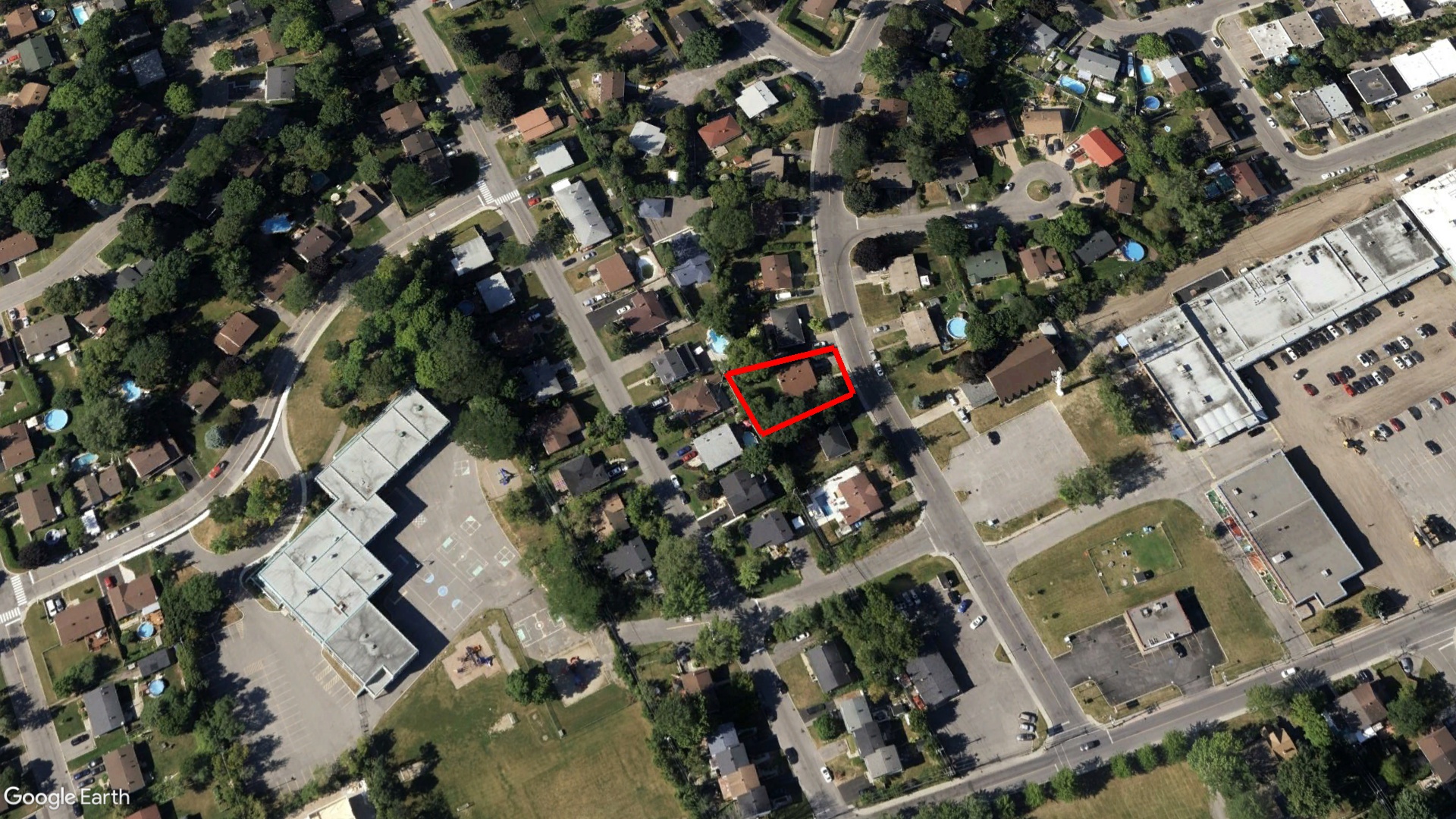 Tax Sale Montreal, Quebec - 040068-46