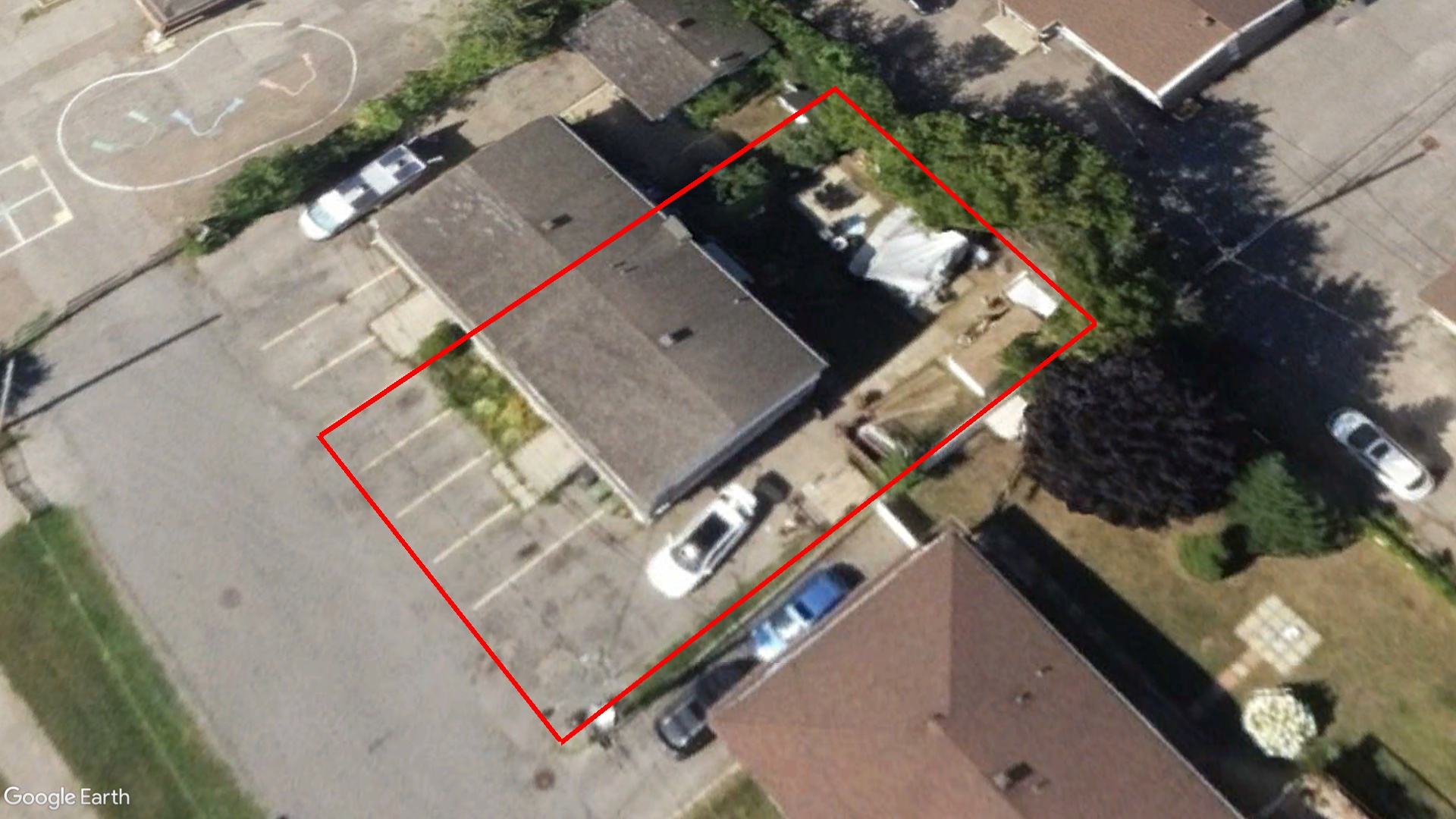 Tax Sale Montreal, Quebec - 040554-97