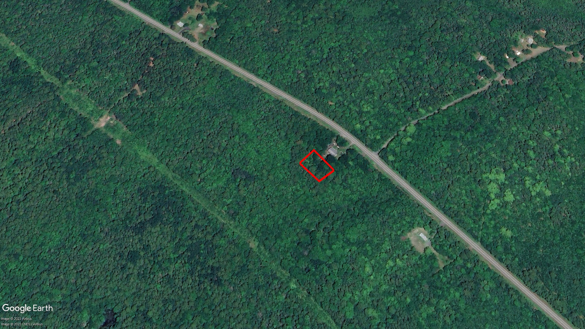 Tax Sale Queens, Nova Scotia - 10023327