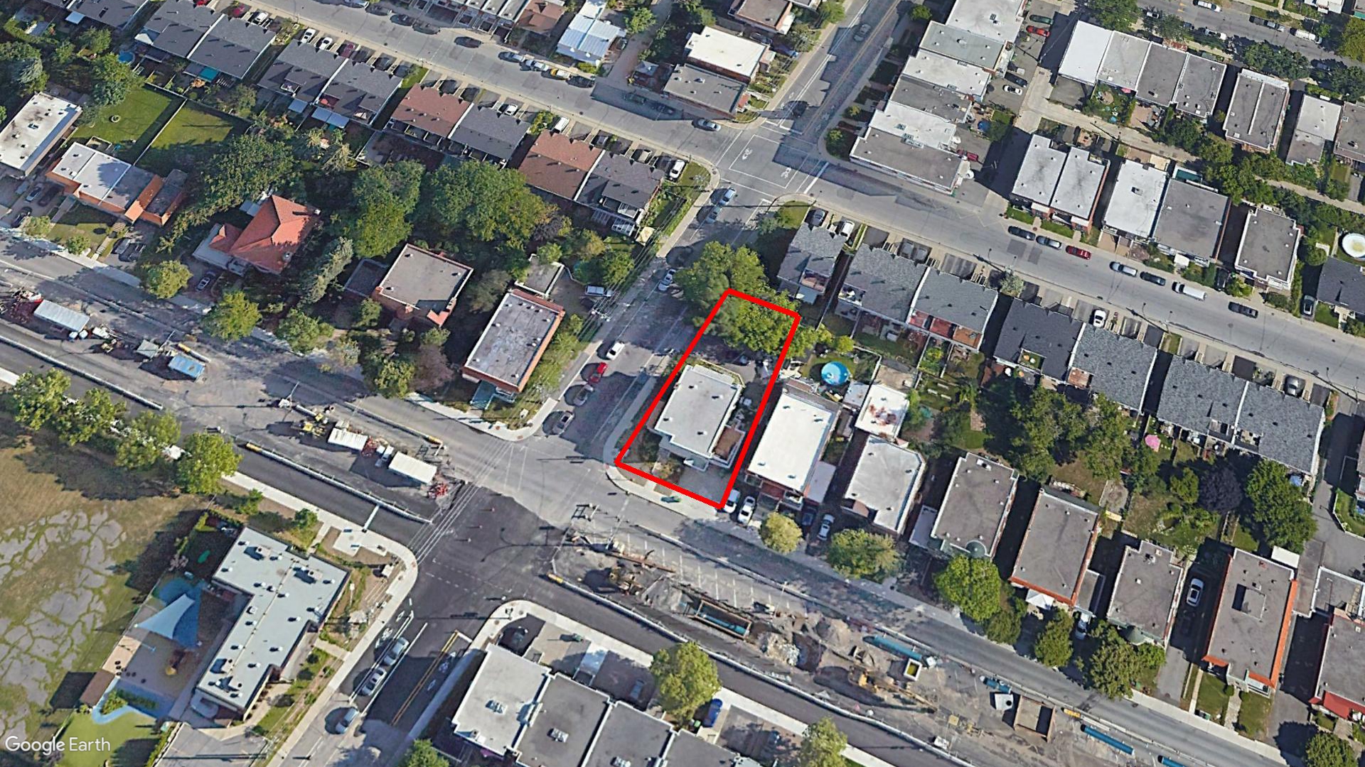 Tax Sale Montreal, Quebec - 662015-05