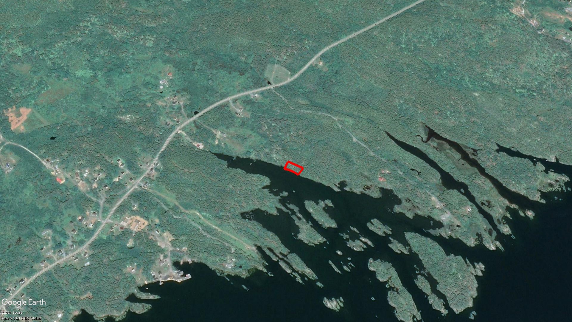 Tax Sale Lunenburg, Nova Scotia - 09673822