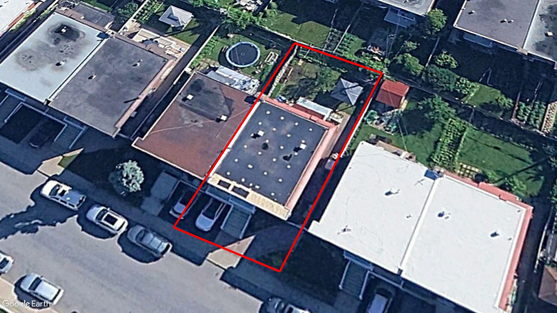 Tax Sale Montreal, Quebec - 020802-43