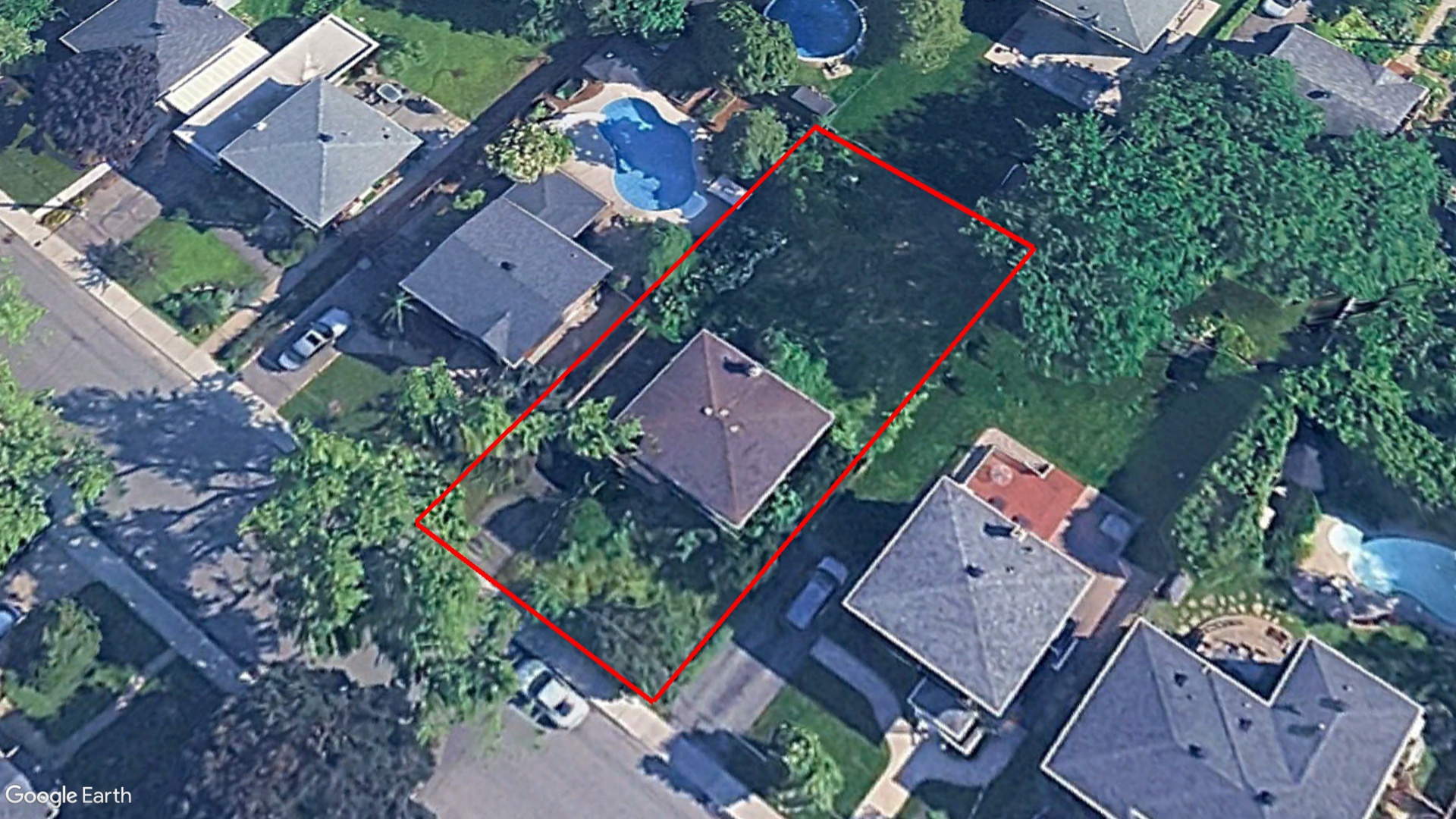 Tax Sale Montreal, Quebec - 040322-28