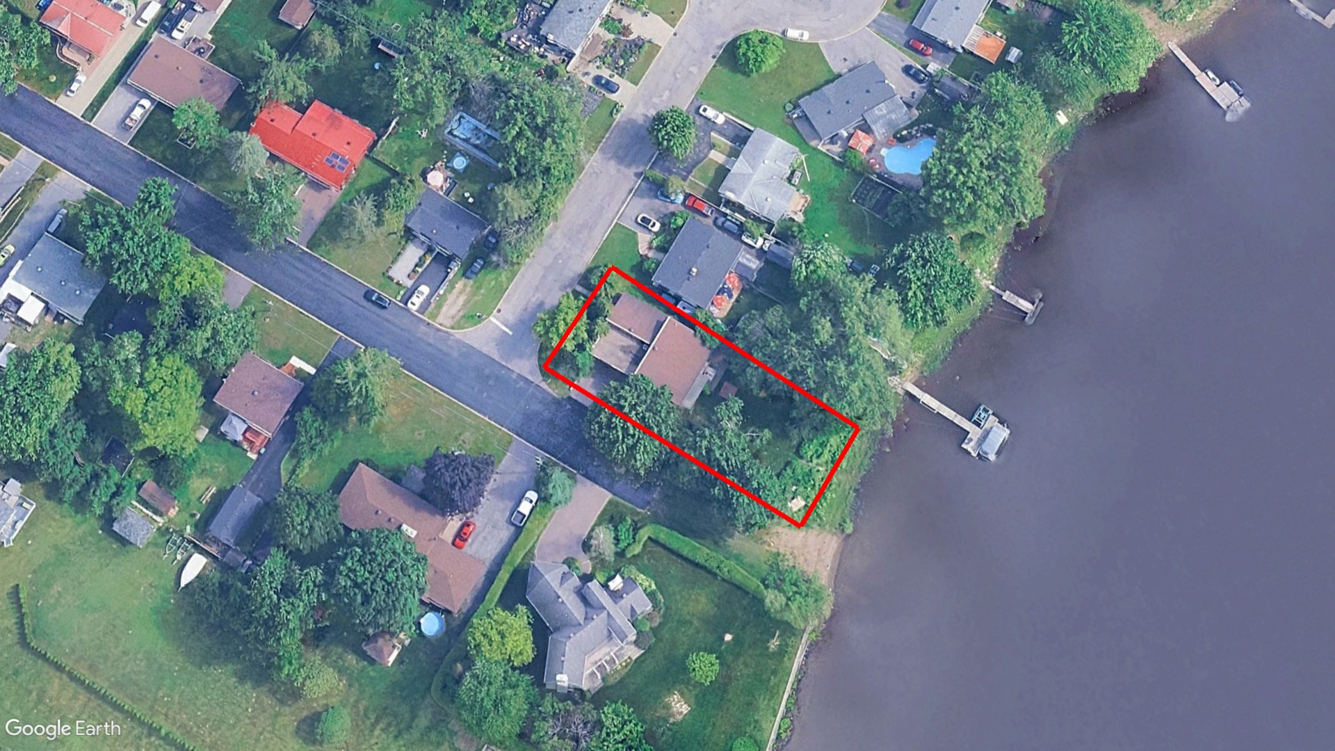 Tax Sale Montreal, Quebec - 040547-09