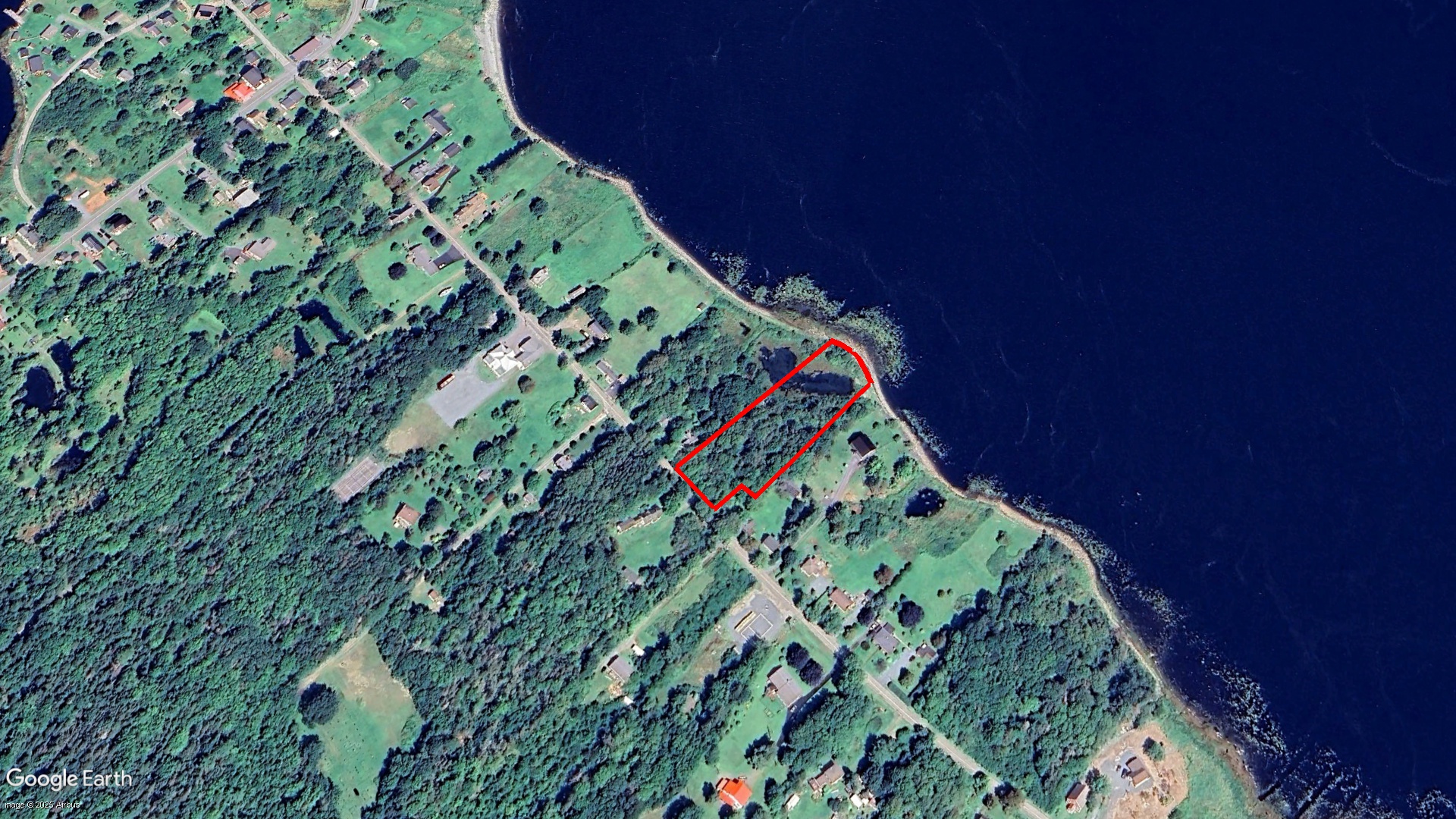 Tax Sale Queens, Nova Scotia - 02525038