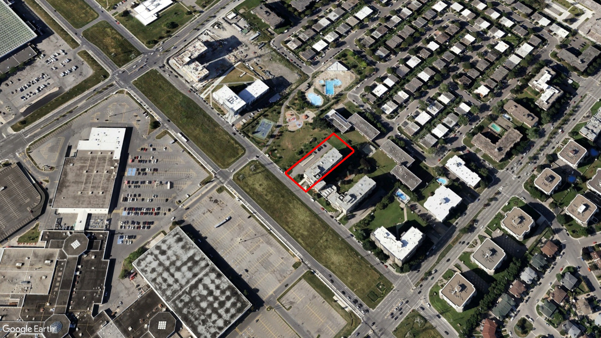 Tax Sale Montreal, Quebec - 041394-59