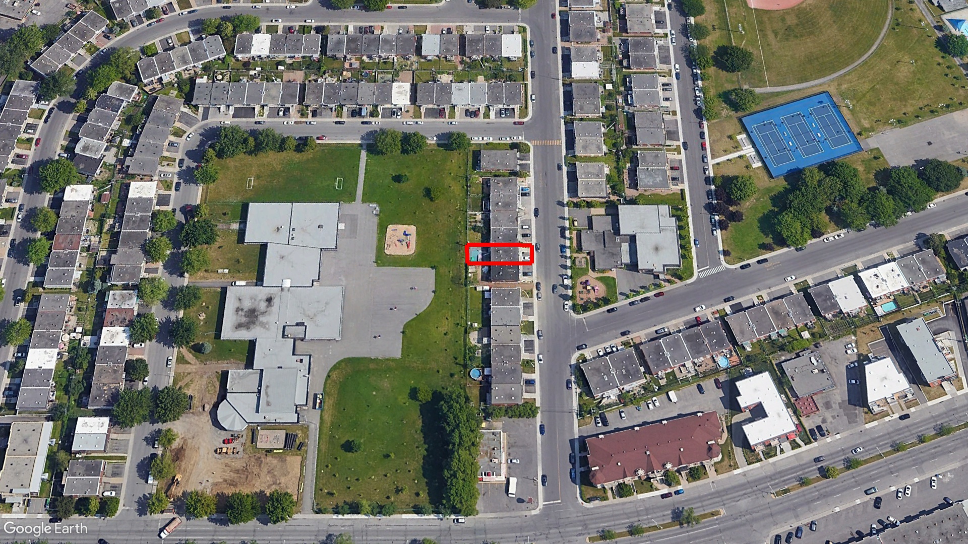 Tax Sale Montreal, Quebec - 040429-70 