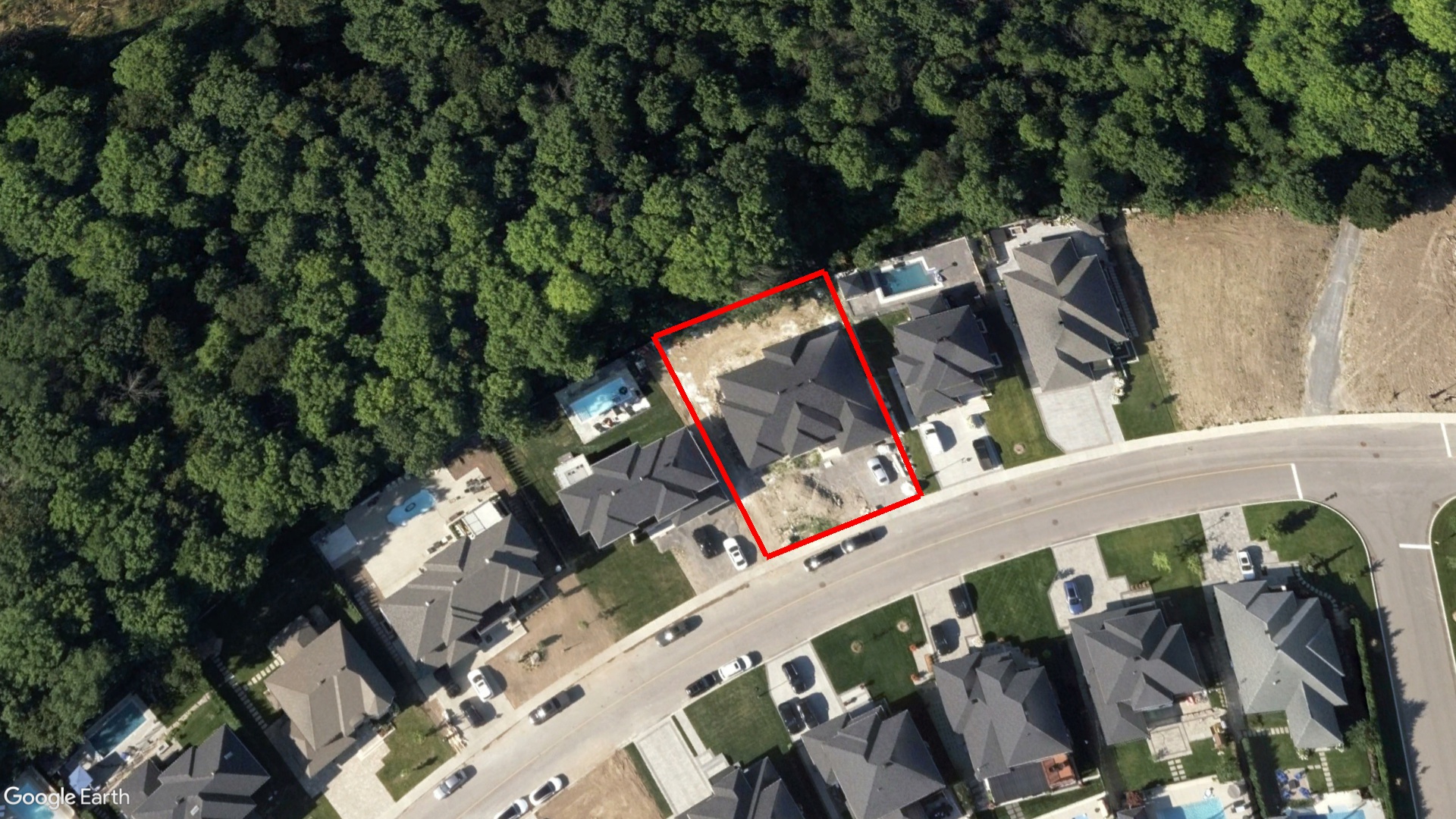 Tax Sale Montreal, Quebec - 052438-65