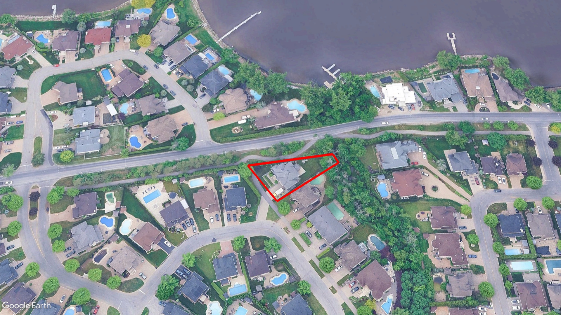 Tax Sale Montreal, Quebec - 050969-68