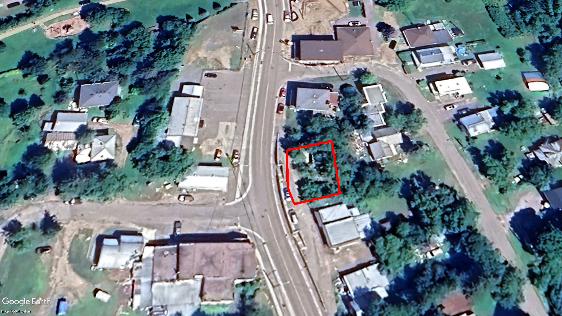 185 QUEEN ST., KILLALOE