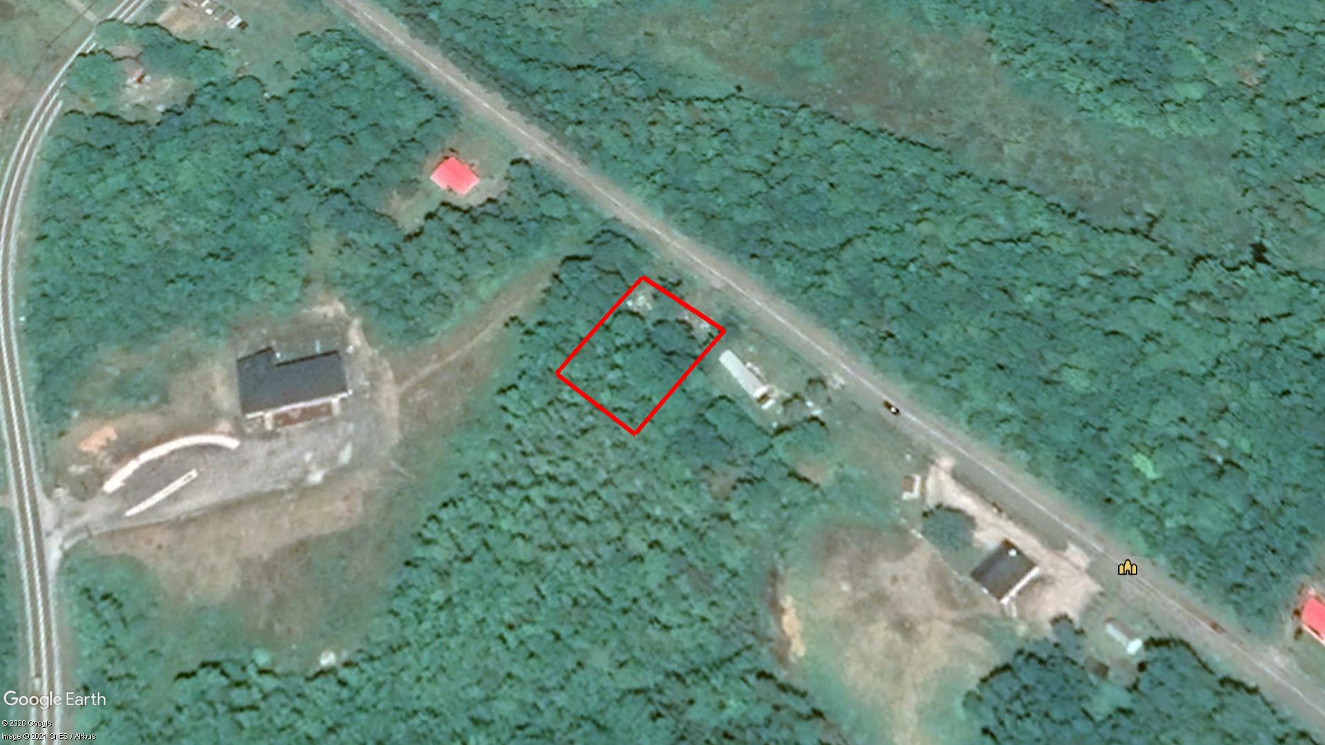 Tax Sale Lunenburg, Nova Scotia - 02388936