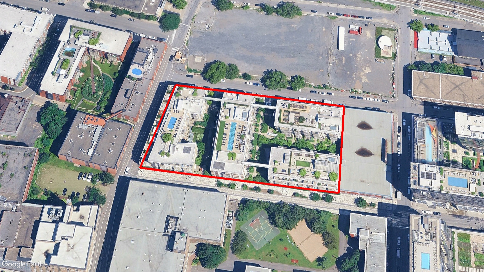 Tax Sale Montreal, Quebec - 120009-81