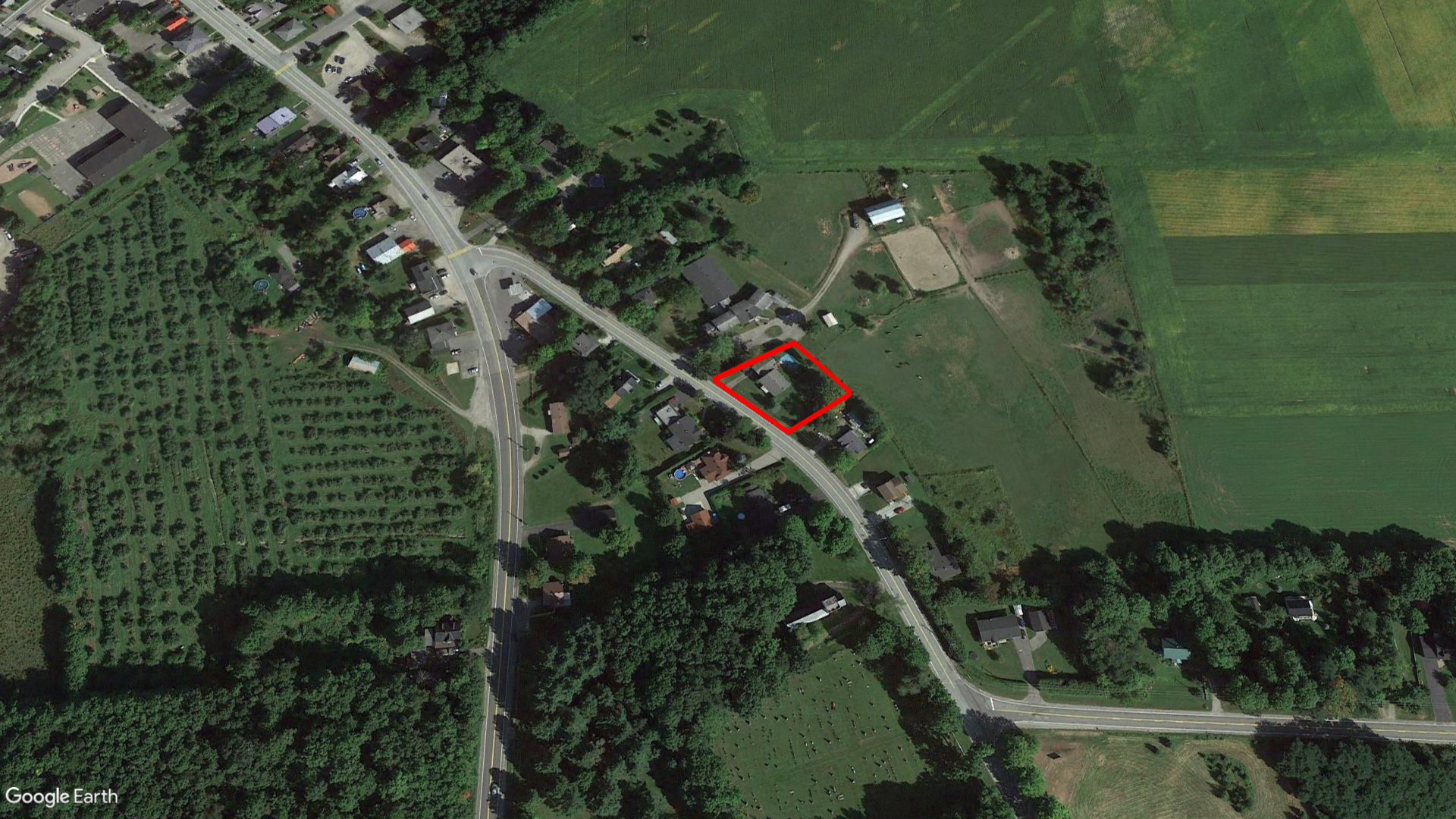 Tax Sale Coaticook, Quebec - 0111 08 2799