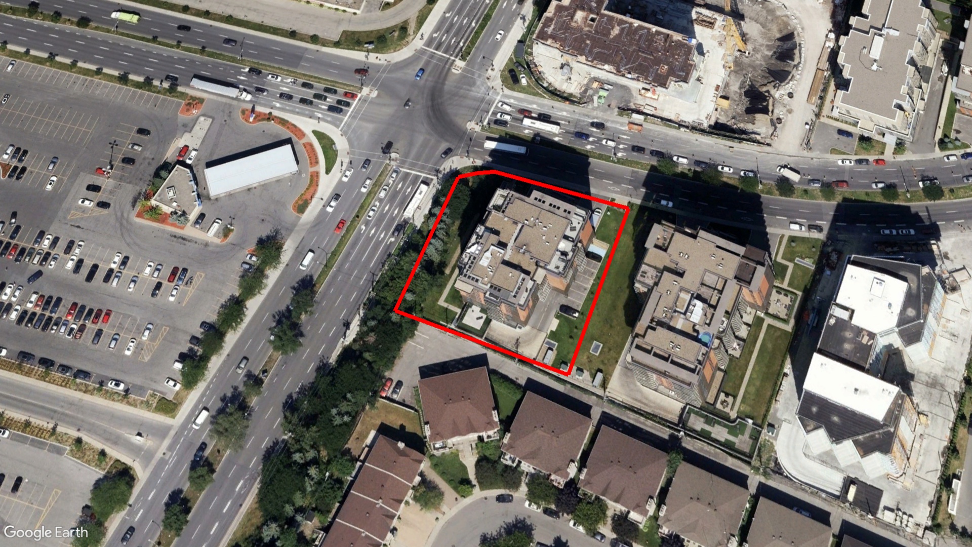 Tax Sale Montreal, Quebec - 052112-62