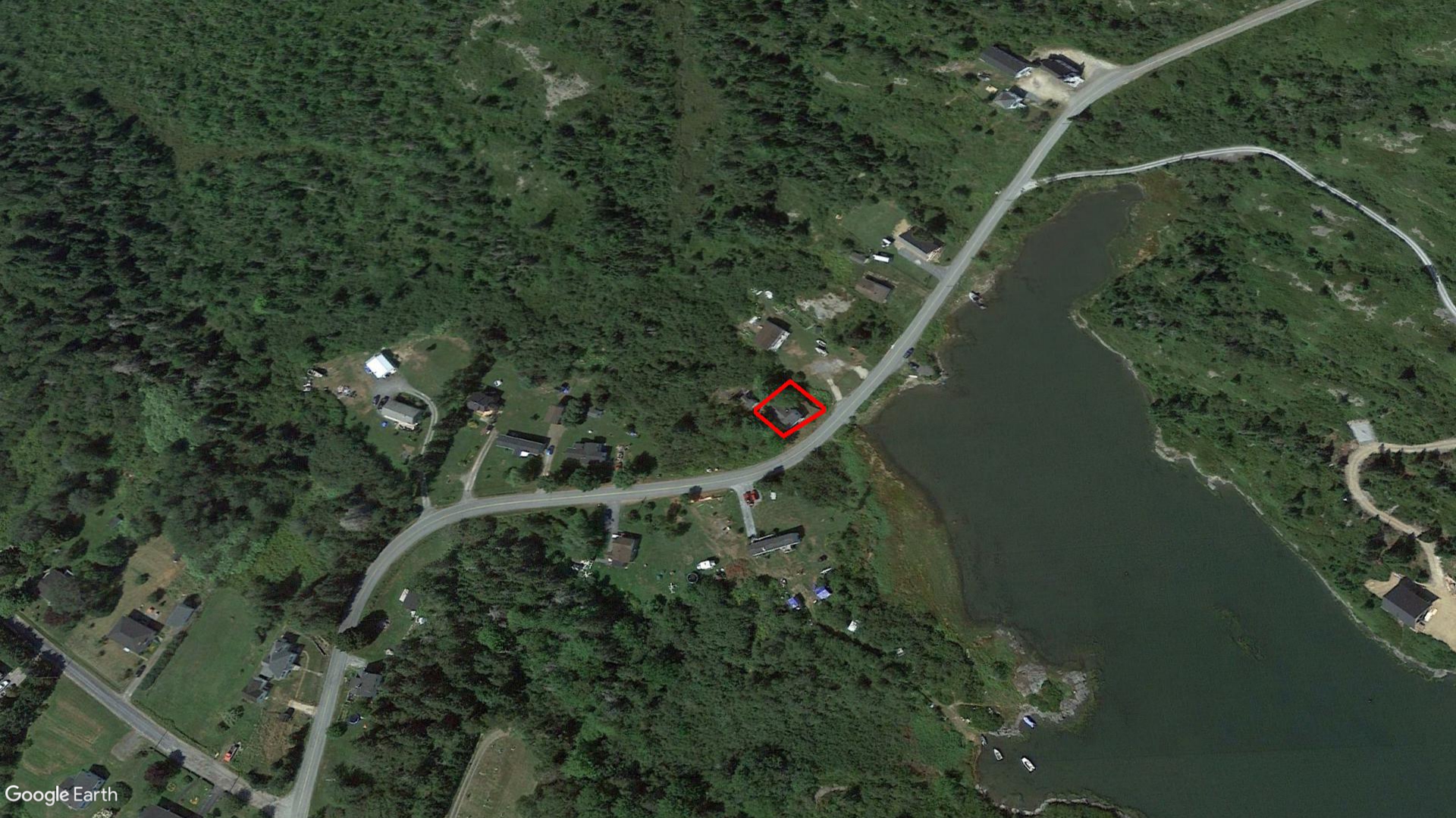 Tax Sale Lunenburg, Nova Scotia - 04529235