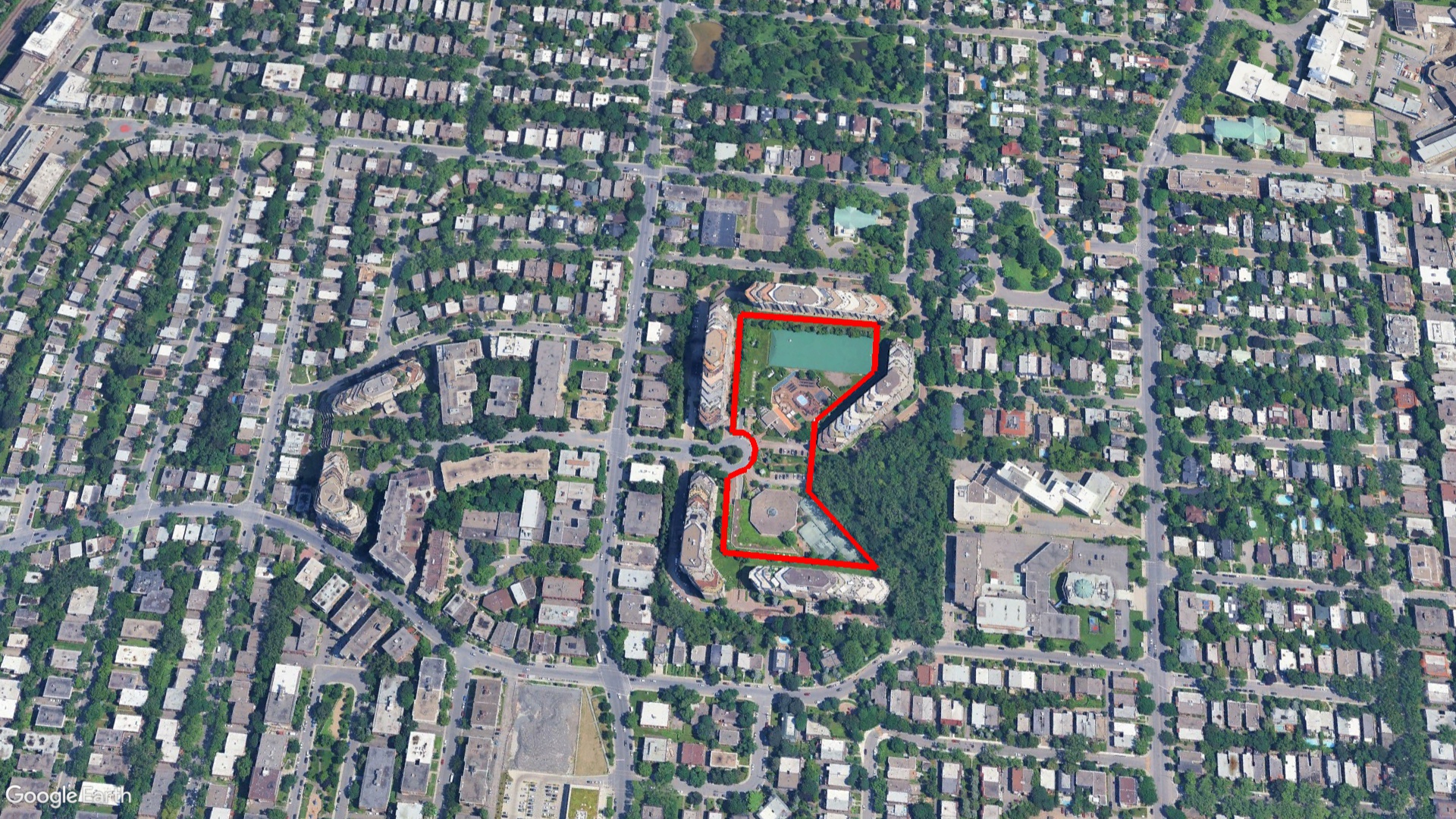 Tax Sale Montreal, Quebec - 492320-23