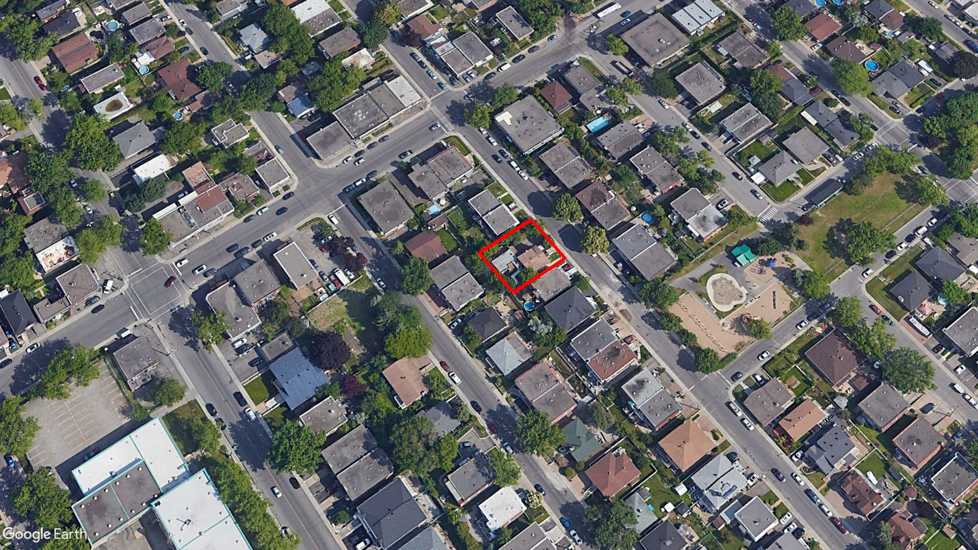 Tax Sale Montreal, Quebec - 020700-68 