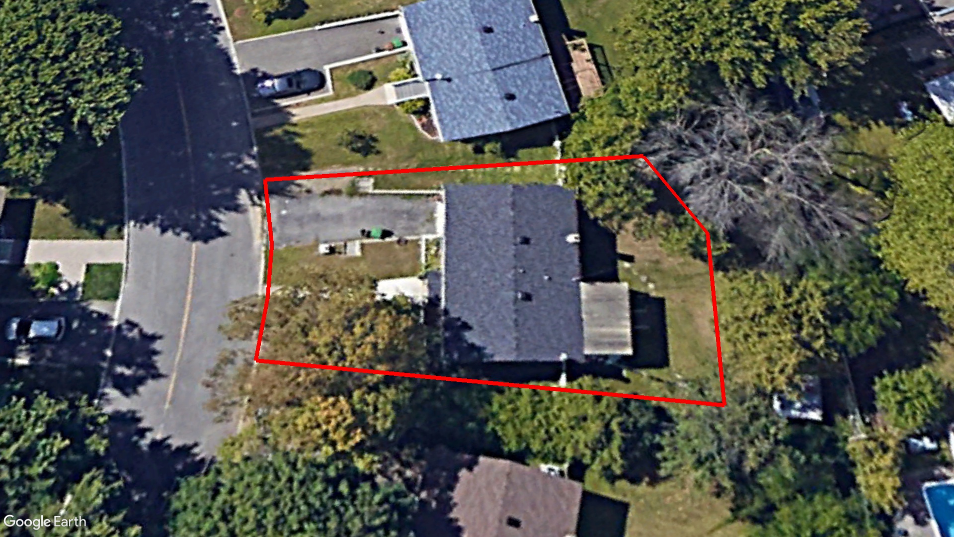 Tax Sale Montreal, Quebec - 040042-54