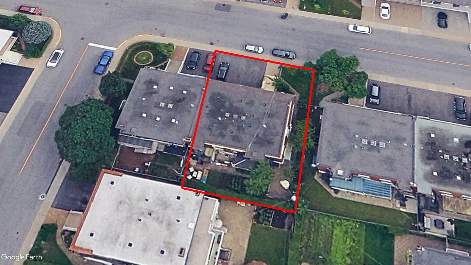 Tax Sale Montreal, Quebec - 020823-51