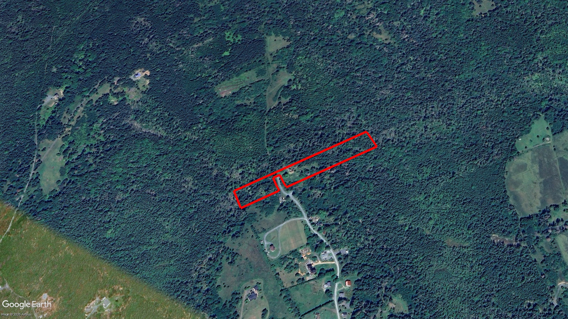 Tax Sale Lunenburg, Nova Scotia - 03634078