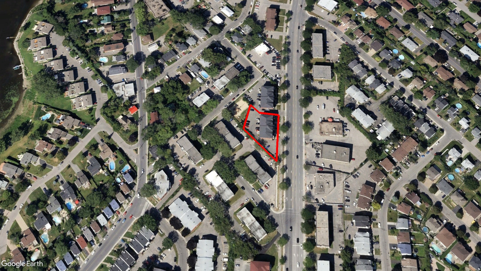 Tax Sale Montreal, Quebec - 052217-49