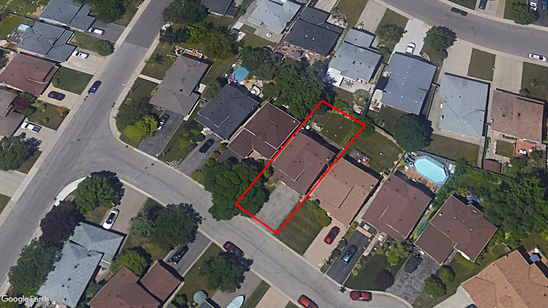 Tax Sale Hamilton, Ontario - 25 18 070.681.08269