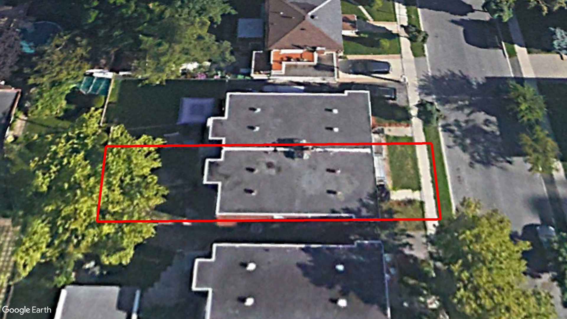 Tax Sale Montreal, Quebec - 040244-53