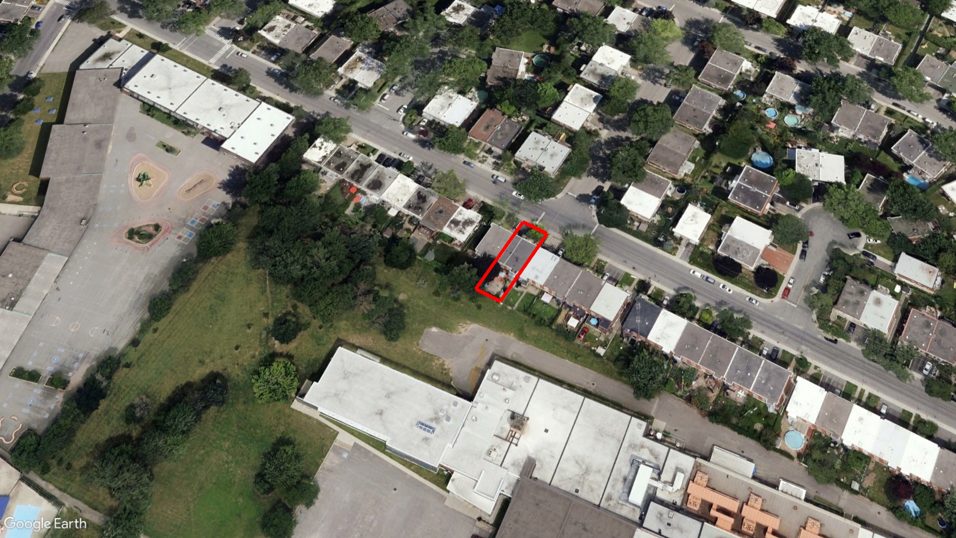 Tax Sale Montreal, Quebec - 020326-86 