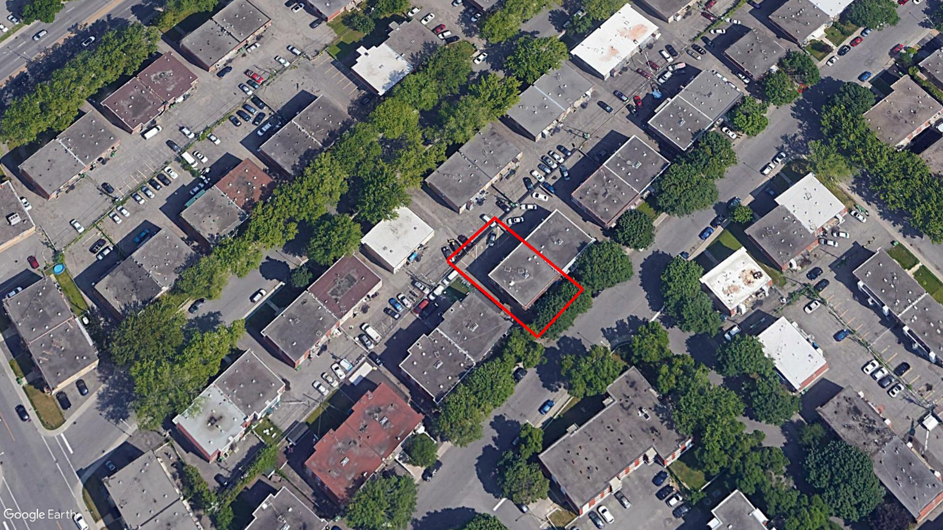 Tax Sale Montreal, Quebec - 020885-43