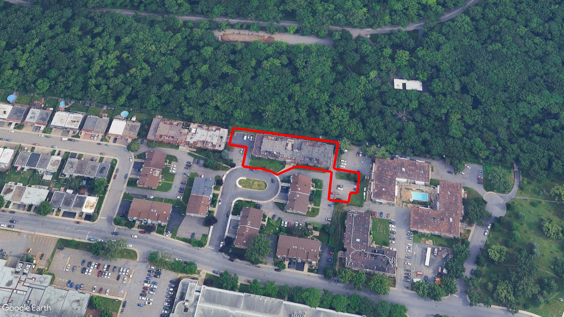 Tax Sale Montreal, Quebec - 041427-65