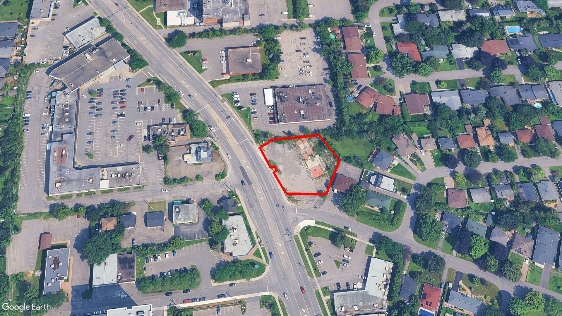 Tax Sale Ottawa, Ontario - 0614.105.903.02400.0000