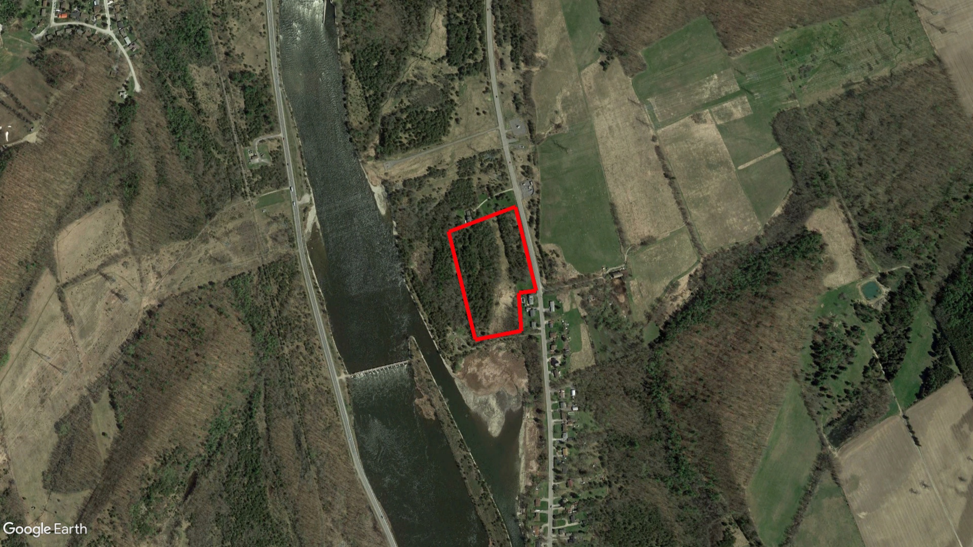 Tax Sale Quinte West, Ontario - 211-040-21201-0000