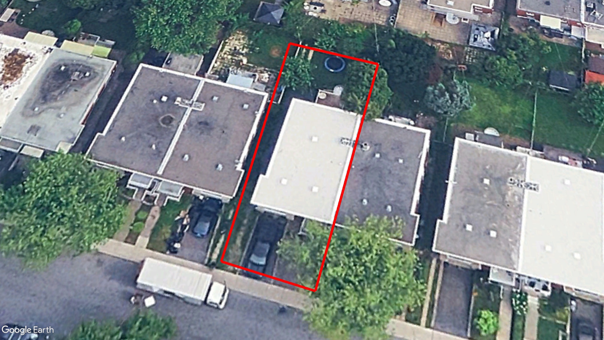 Tax Sale Montreal, Quebec - 040439-91