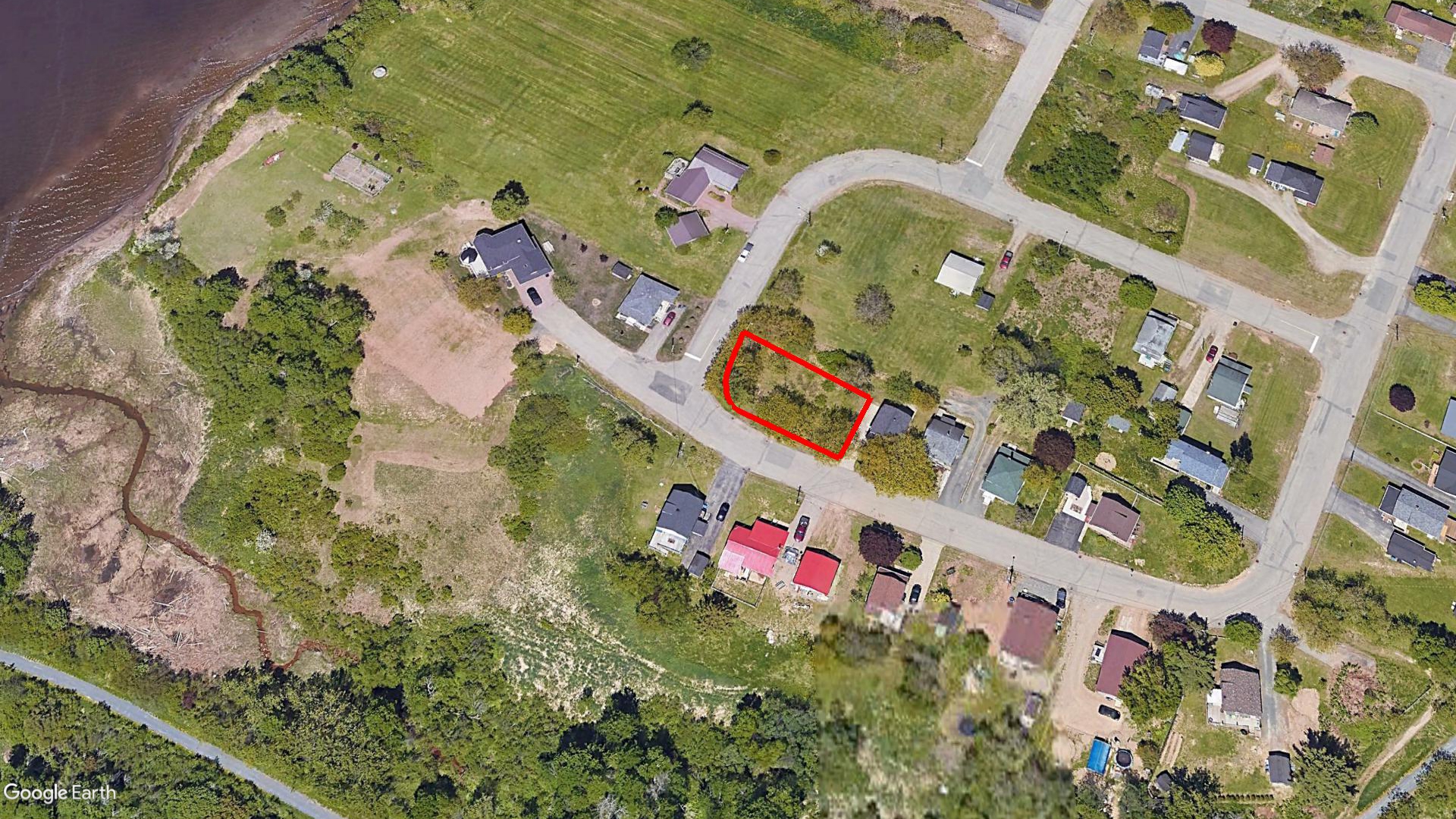 Tax Sale Bathurst, New Brunswick - 02857178