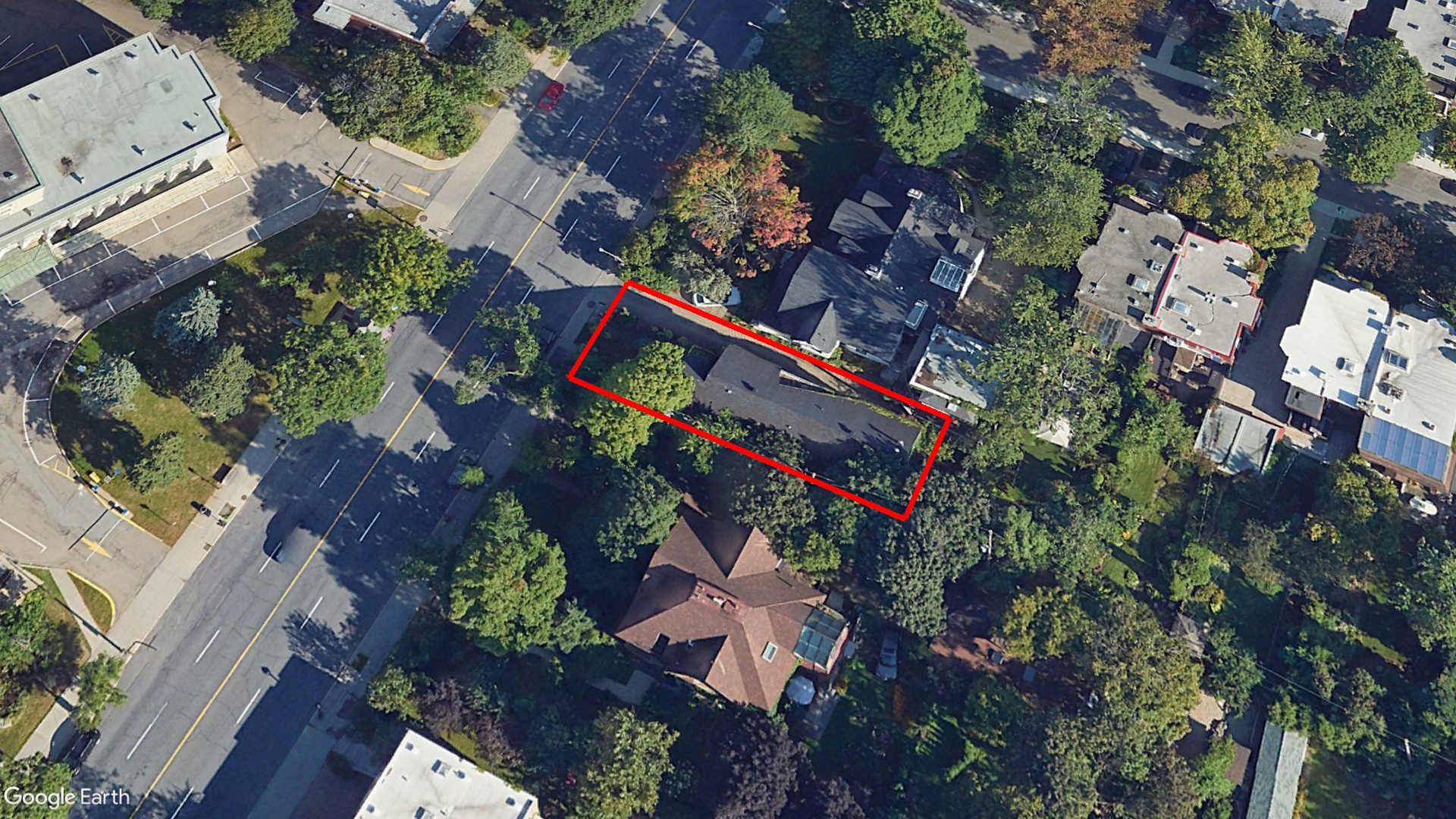 Tax Sale Montreal, Quebec - 031127-09 