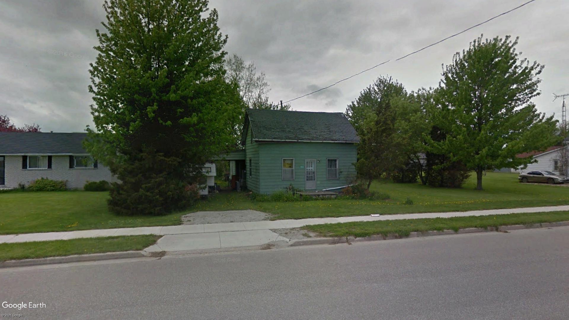 Tax Sale Brooke-Alvinston, Ontario - 38 15 120 210 01400 0000