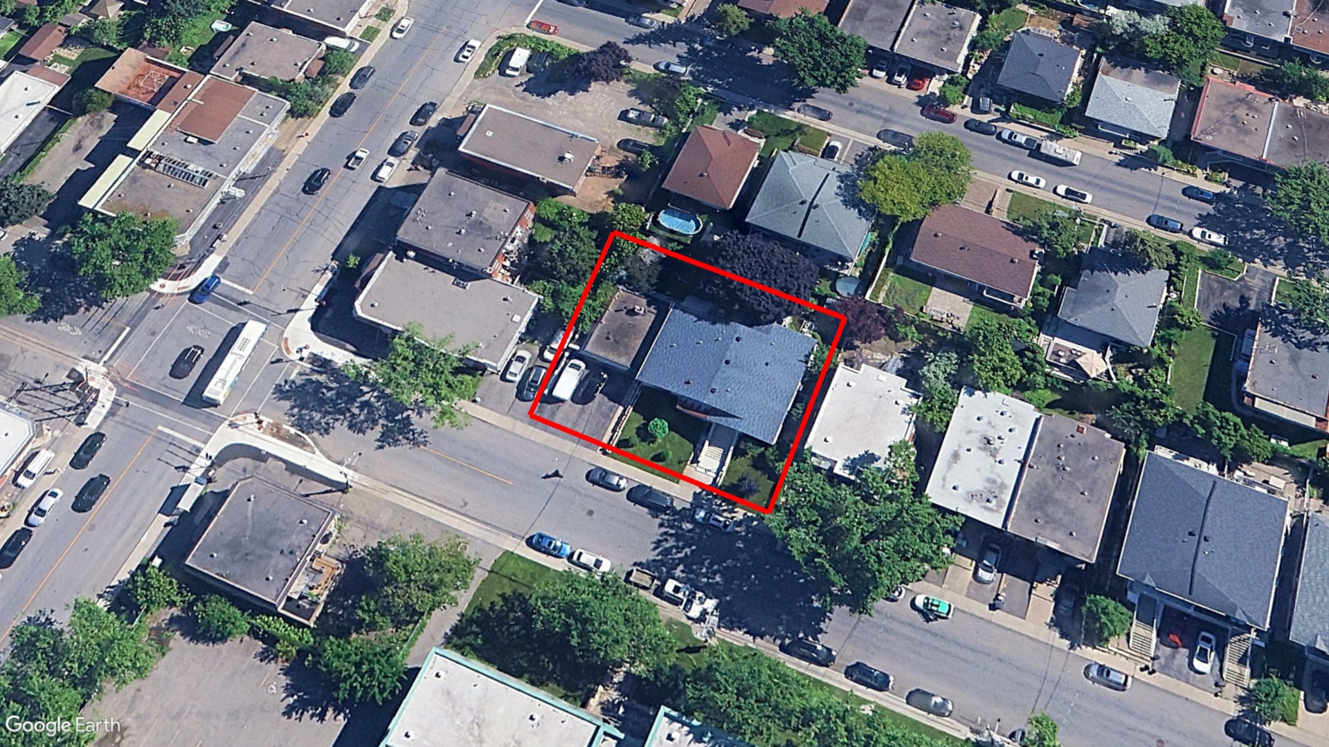 Tax Sale Montreal, Quebec - 020697-78