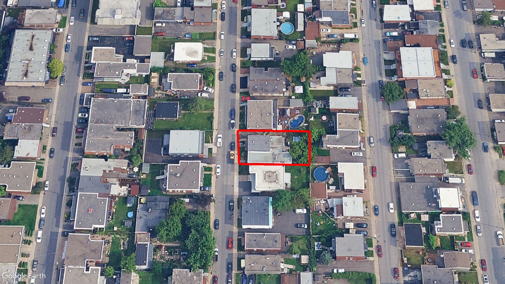 Tax Sale Montreal, Quebec - 050558-11