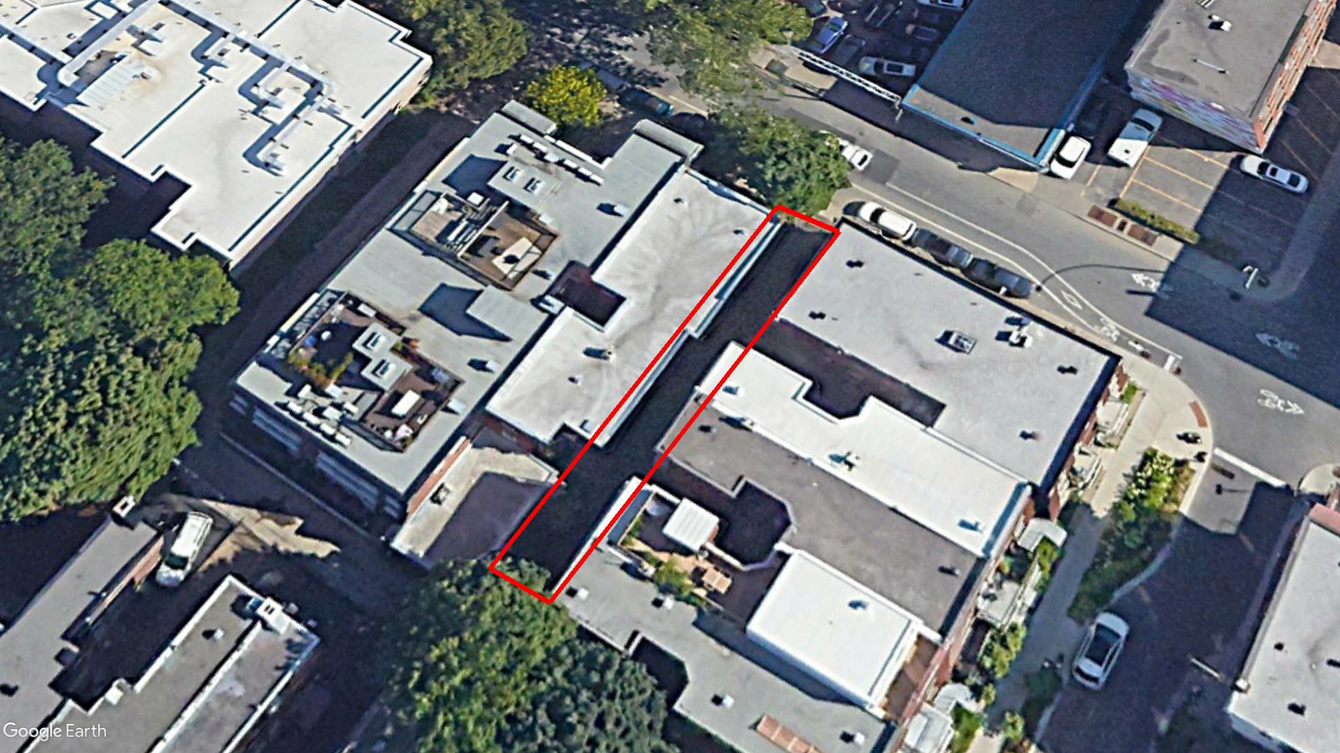 Tax Sale Montreal, Quebec - 280289-05