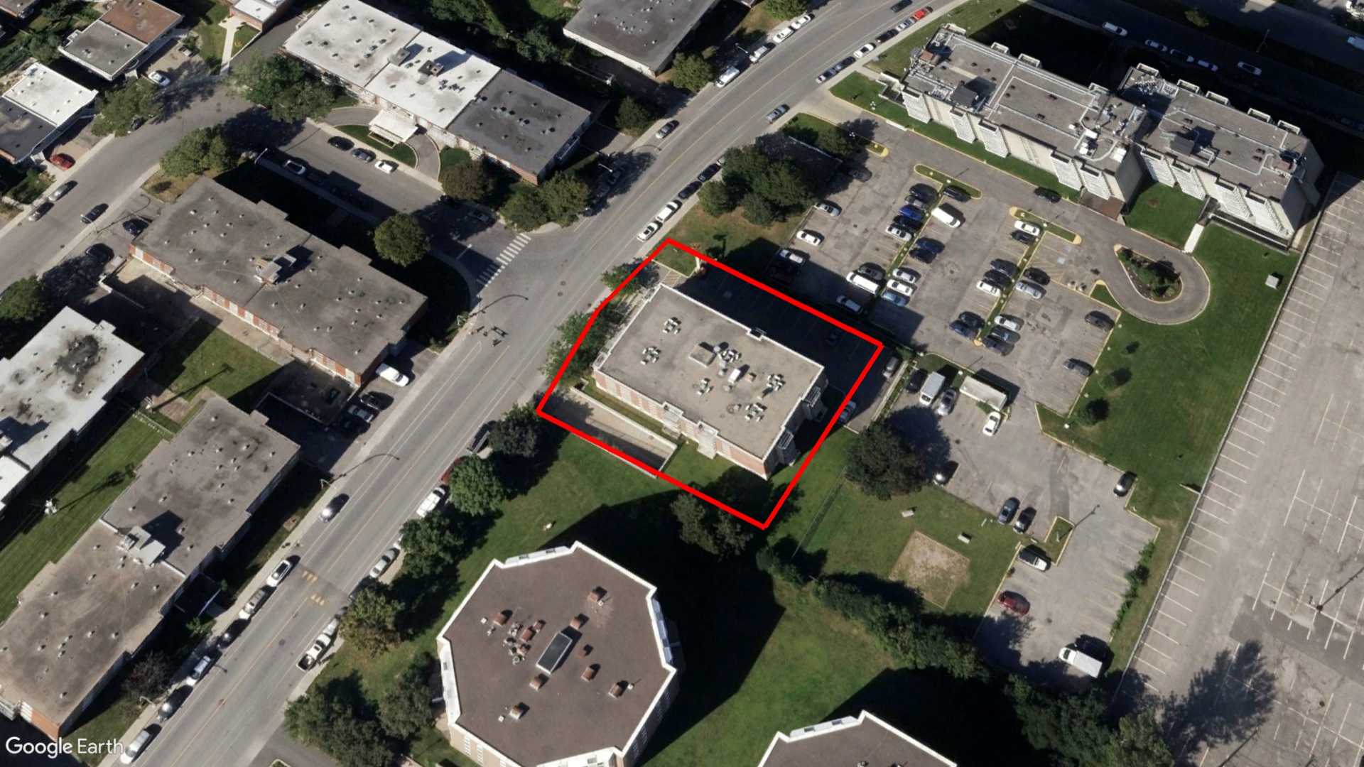 Tax Sale Montreal, Quebec - 051982-29