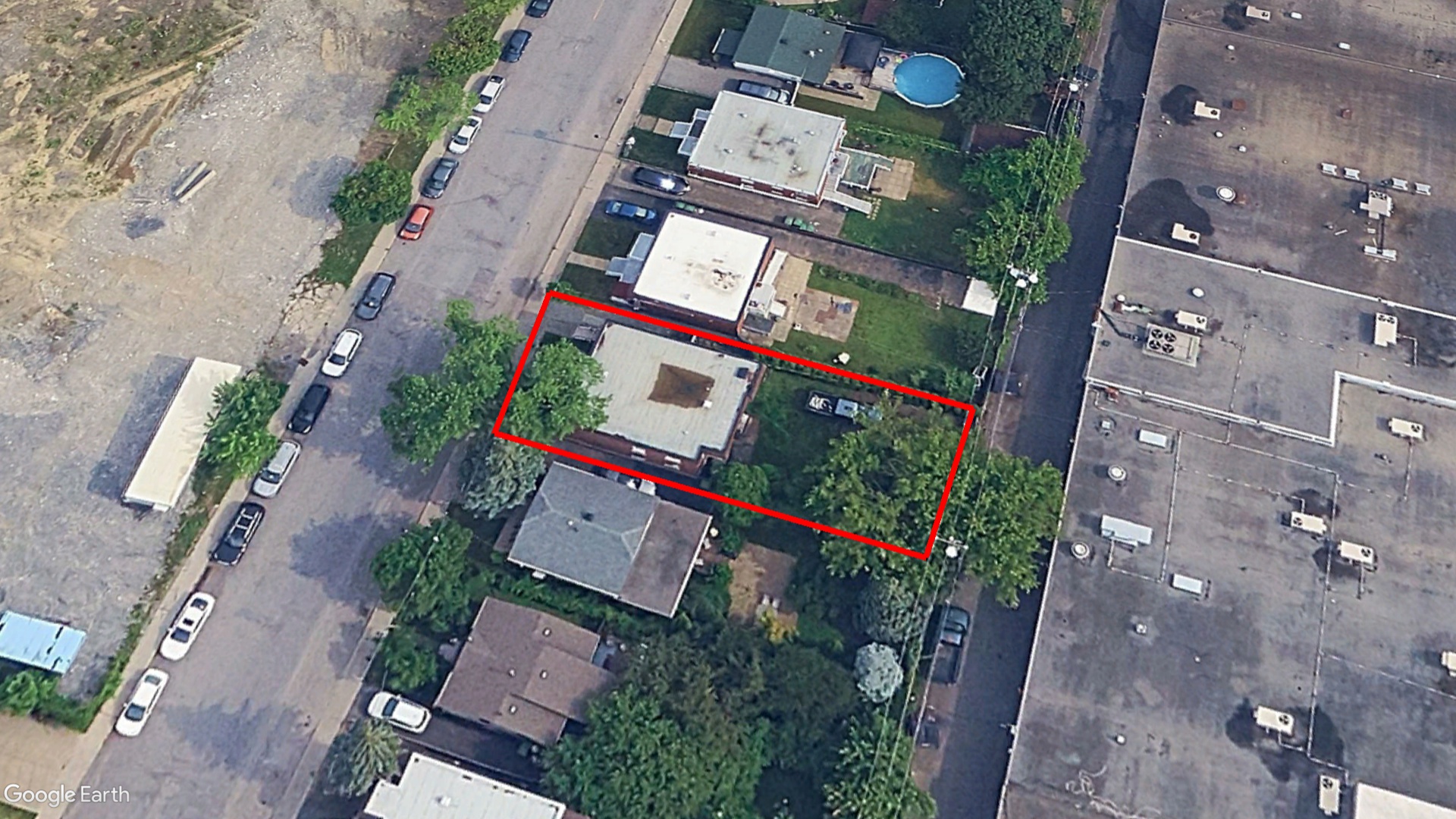 Tax Sale Montreal, Quebec - 040249-61