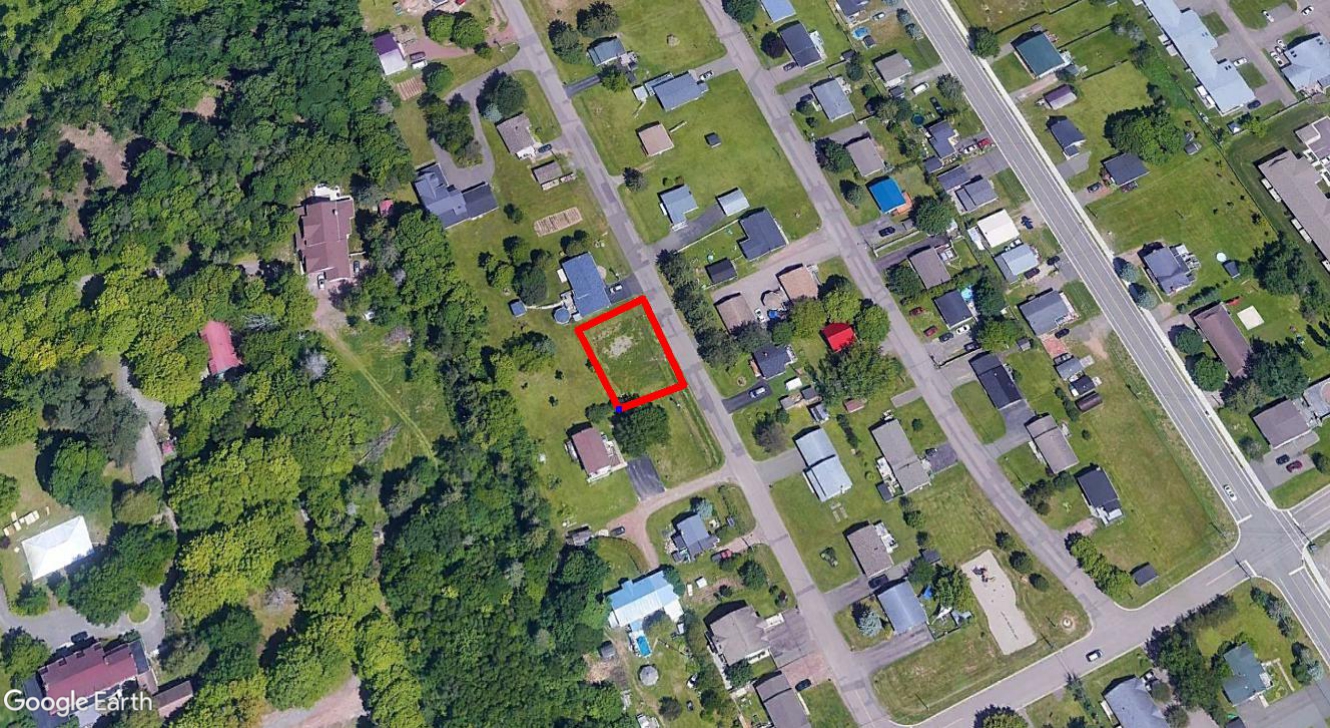 Tax Sale Moncton, New Brunswick - 02325074